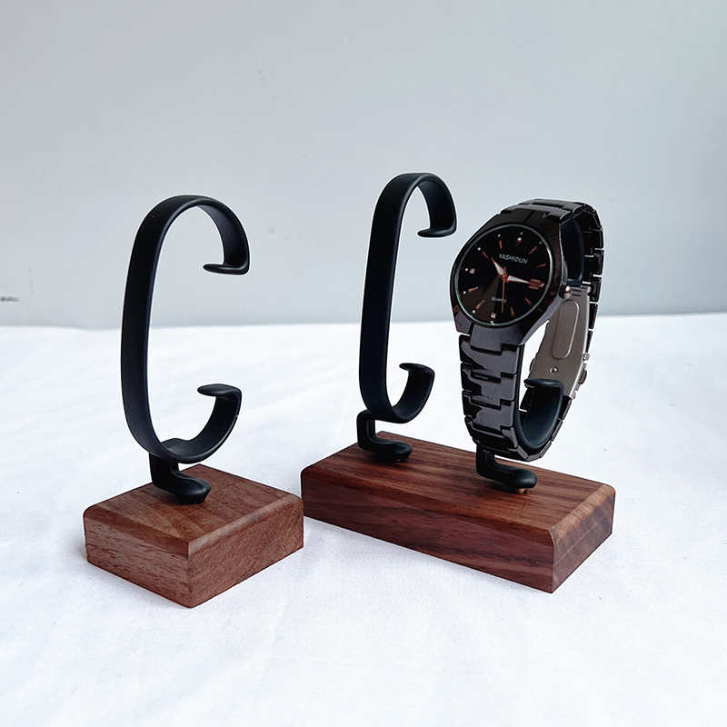 Wooden C‑Shaped Watch Holder,  - Jewelry And Watches Inc recension och pris